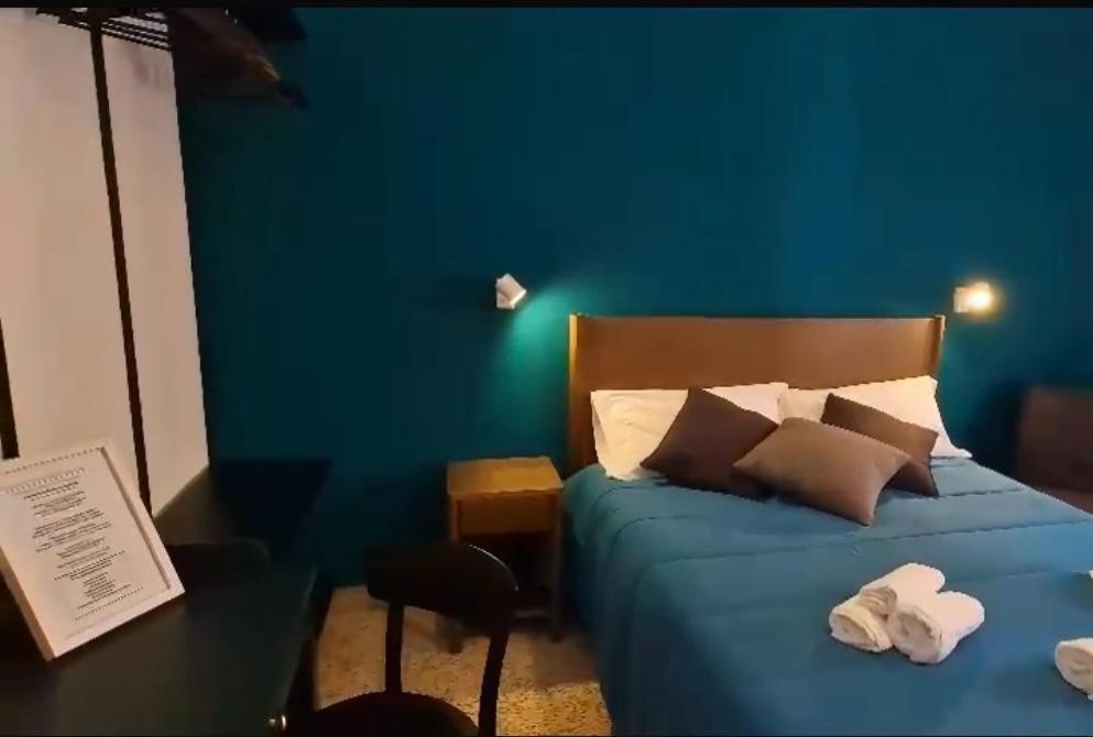 Rooms Hub Portarotese Salerno Ngoại thất bức ảnh